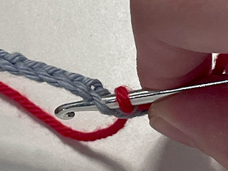 crocheting into chain step 4