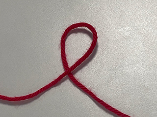 slip knot step 1