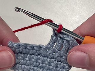 treble crochet step 1